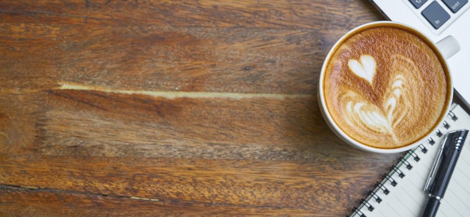 Jakie są podstawowe zalety picia kawy?